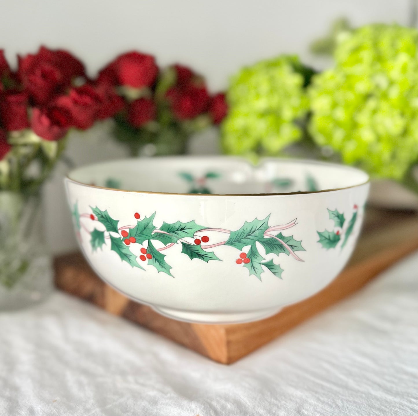 Mikasa Ribbon Holly Serving Bowl