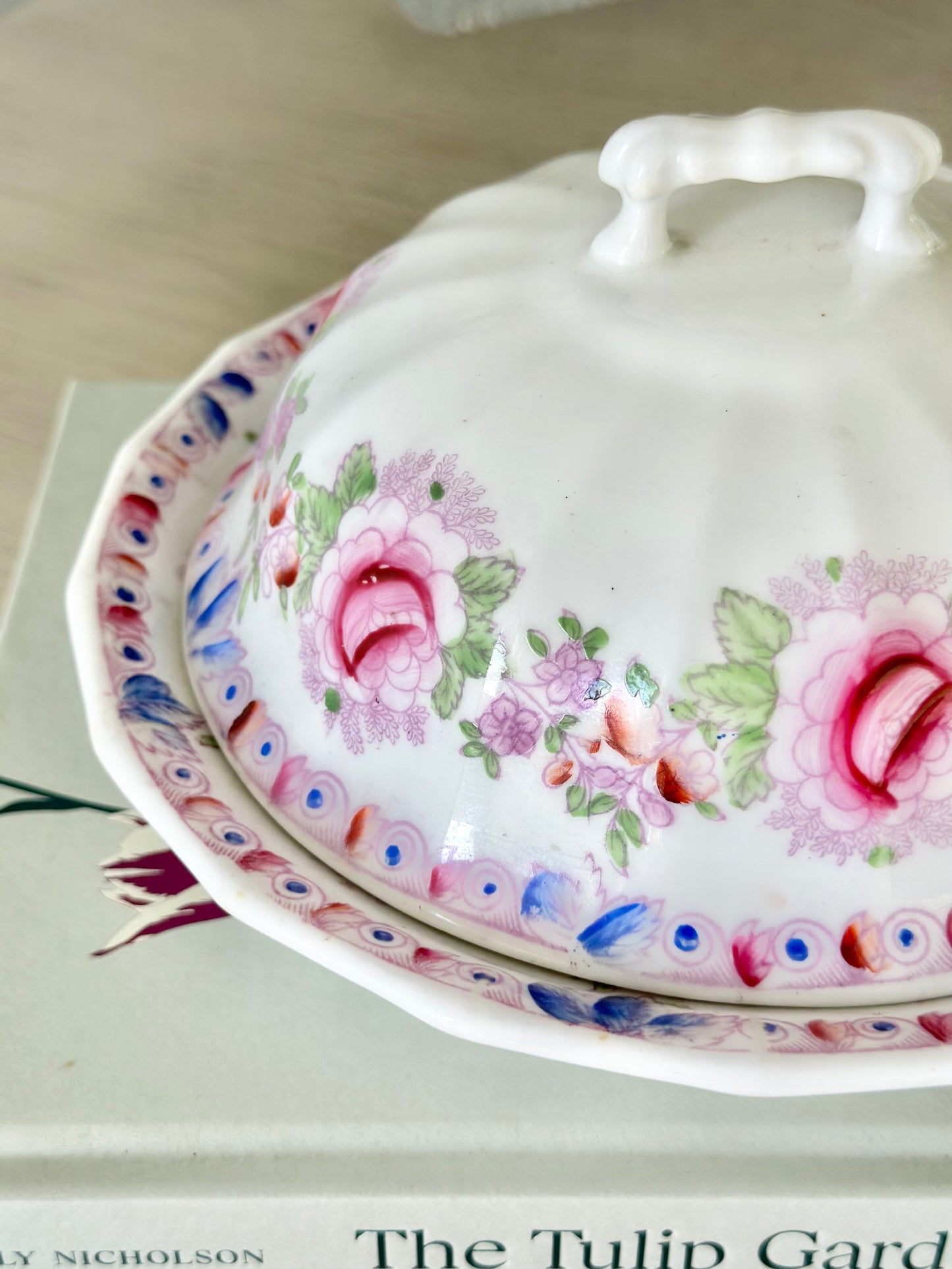 Covered Serving Bowl