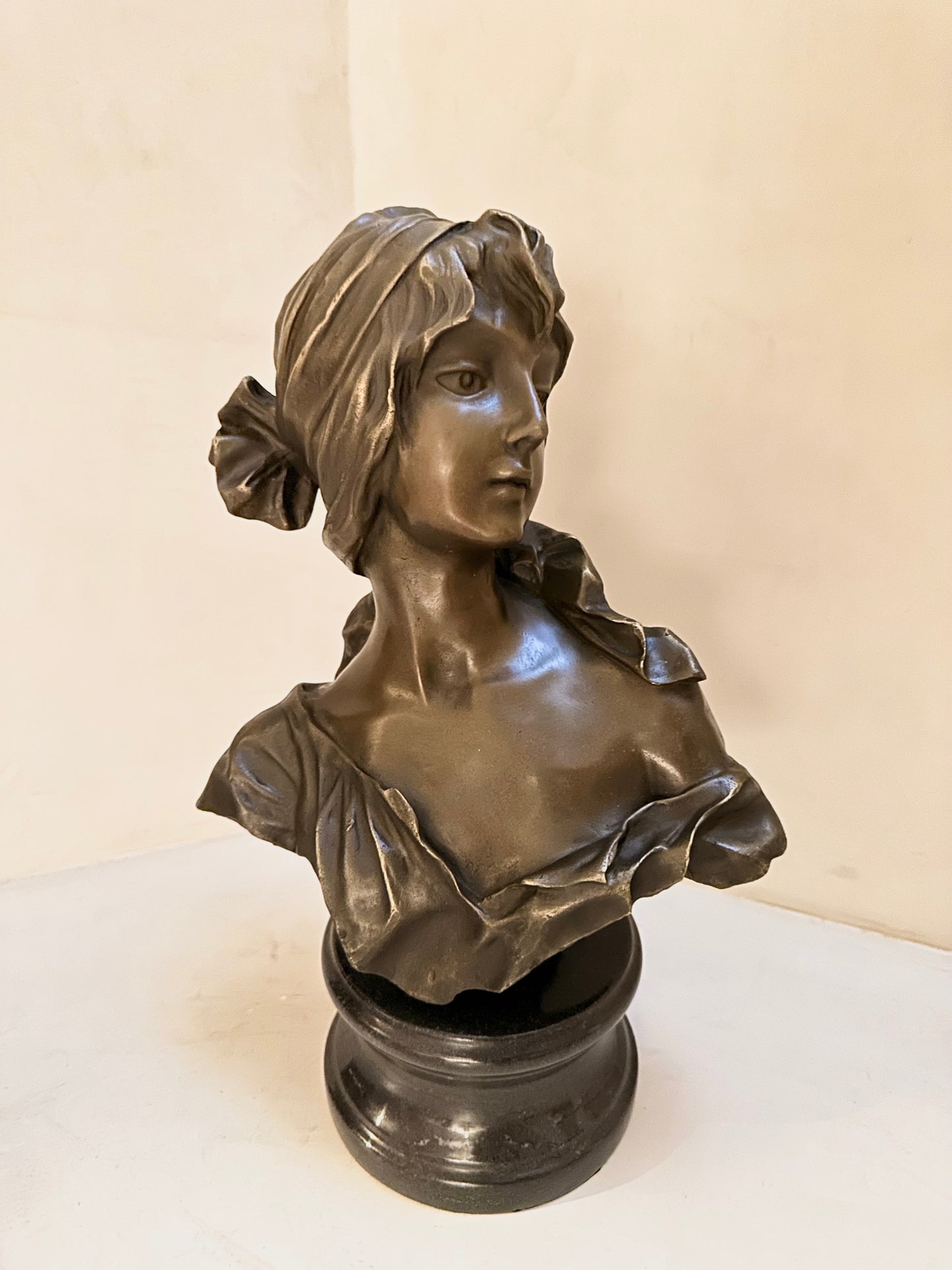 Cinderella Bust